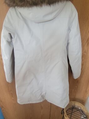 Eddie Bauer White Hooded Parka with Faux Fur Trim